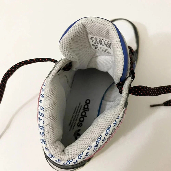 Adidas Hard Court  High J Athletic Sneakers Youth Size 4 - Picture 15 of 16